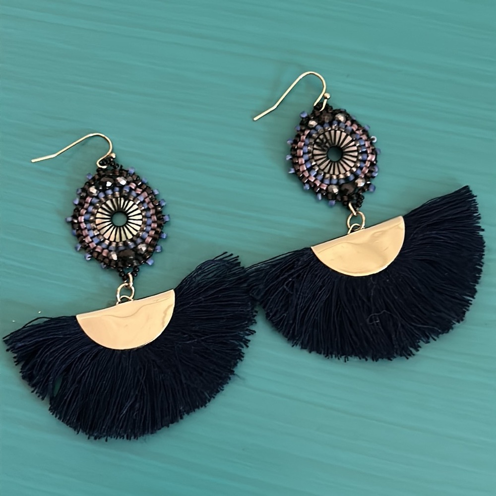 Stunning Boho Fringe Fan Shaped Beaded Medallion Drop Earrings